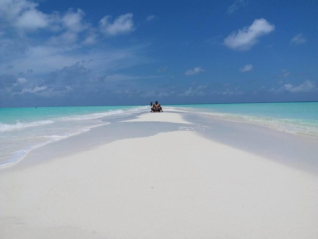 Thoddoo Inn Bagian luar foto